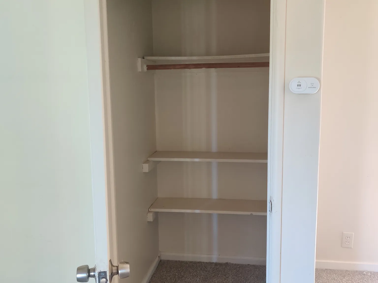 1 bed, 600 sqft, $1,200 — Photo 4