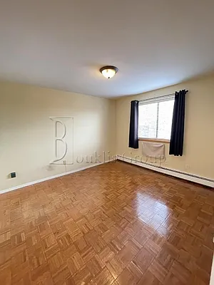 Rented by Bouklis Group | media 11