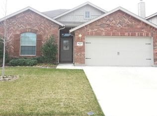 10513 Unity Dr, Fort Worth, TX 76108