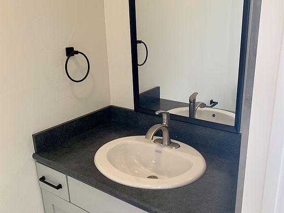 4th image of 3340 Blackbird Way #3