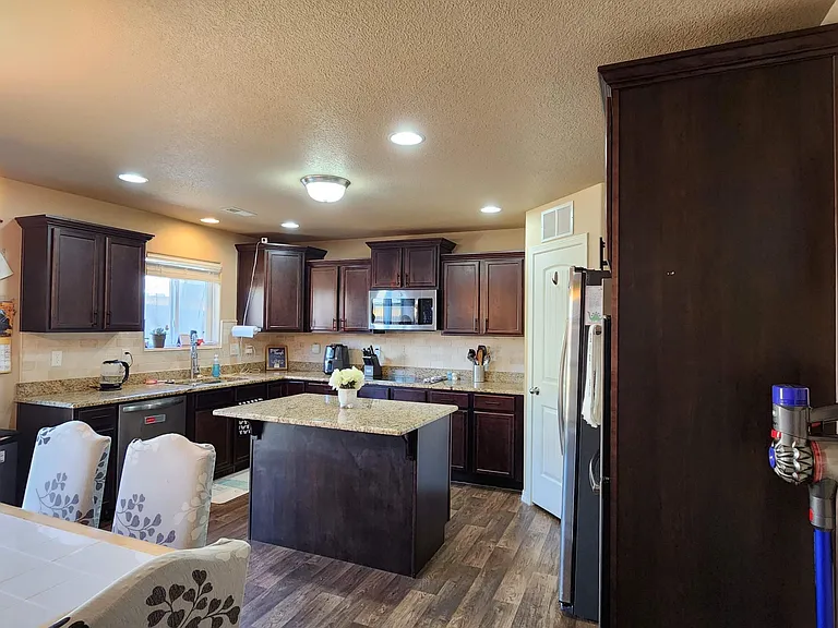 9566 Desert Lily Cir — Photo 4
