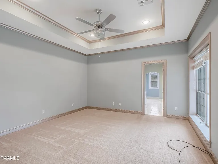 111 Hamlet Ln — Photo 14