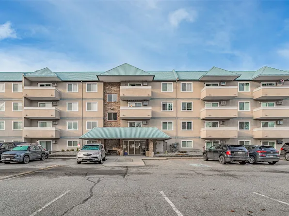 3160 De Montreuil Ct Unit 411, Kelowna, BC V1W 3W3