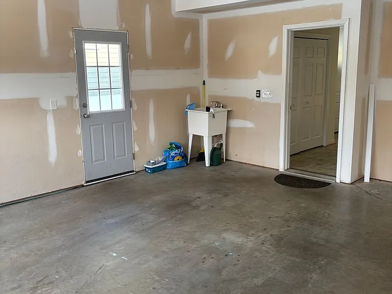 6088 Rothwell Ln — Photo 44