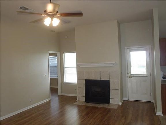 4th image of 208 Saint Marys Dr