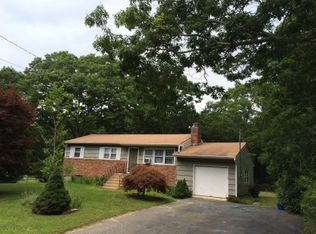 E Hampton, East Hampton, NY 11937