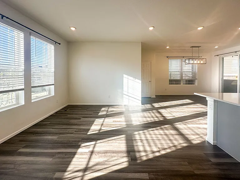 17430 Pacific Peak Cir — Photo 21
