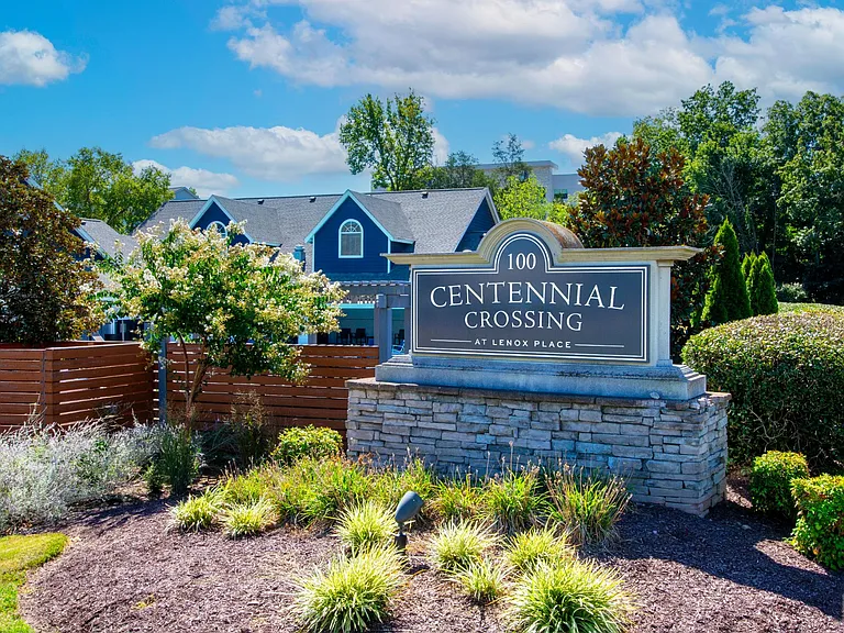 Centennial Crossing at Lenox Place — Photo 37
