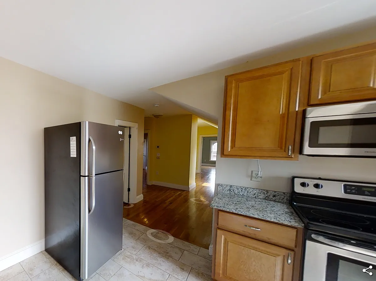 Building Photo - 115 Messer St #3