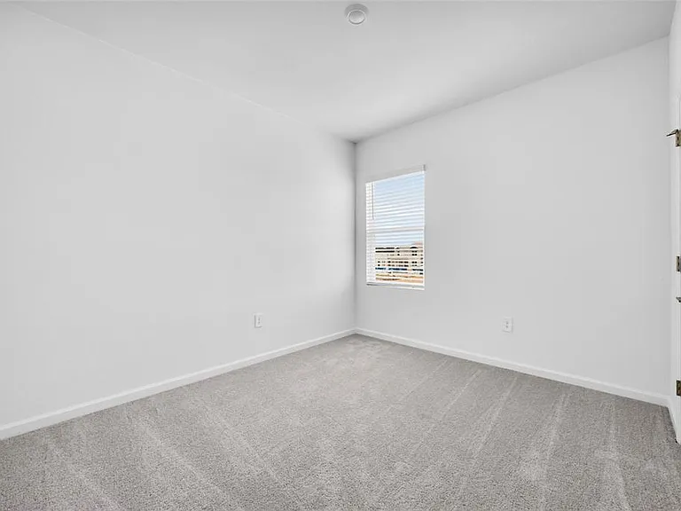5577 Fiona Ln — Photo 26