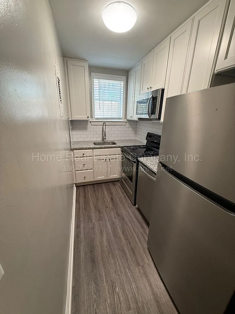 Colonial Arms Apartments | 805 West End Blvd Apt B-4 — Photo 1