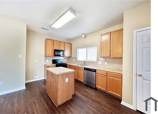 20911 Torrence Falls Ct — Photo 11