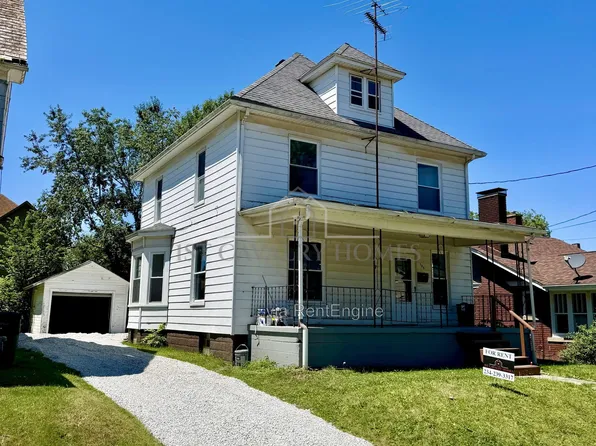 135 S McKinley Ave, Alliance, OH 44601