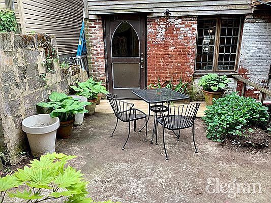 1st image of 132 Coffey St