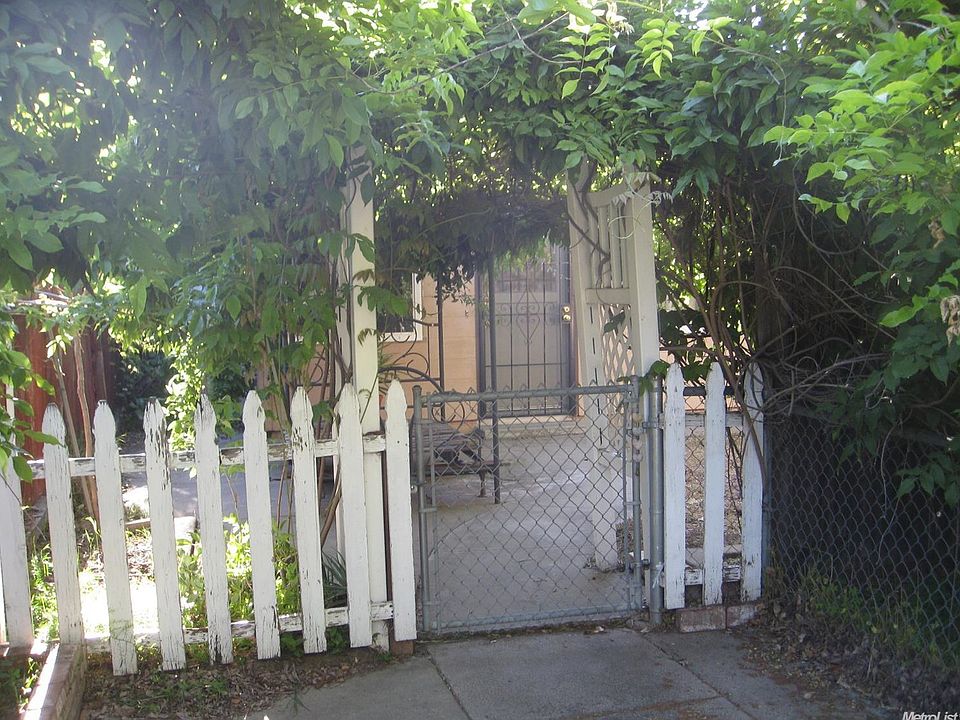 2nd image of 345 1/2 Semple St