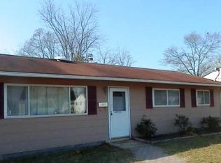 19 Colgate Dr, Toms River, NJ
