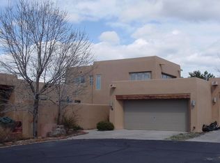 2705B Herradura Rd, Santa Fe, NM 87505