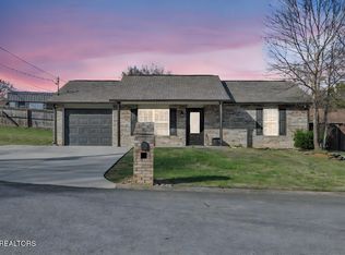 7512 Bathsheeba Ln, Corryton, TN 37721