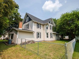 105 Levering St, Traer, IA 50675