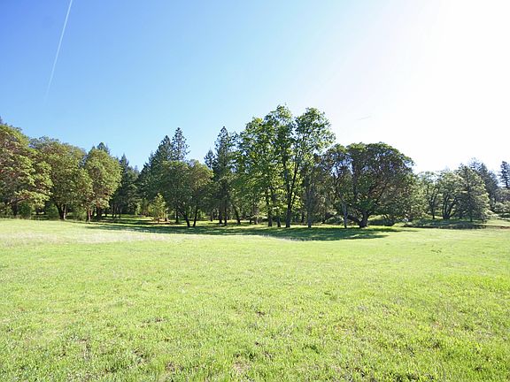 2nd image of 7117 Griffin Ln