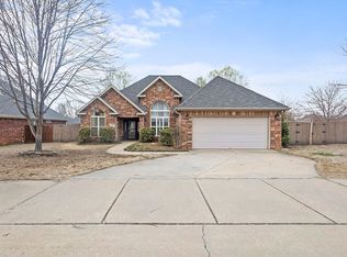 3732 W Morning Mist Dr, Fayetteville, AR 72704