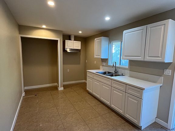 3rd image of 12765 Woodcock Ave #2