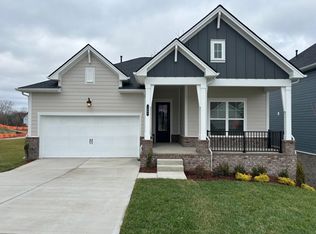 1092 Callaway Dr, Lebanon, TN 37087