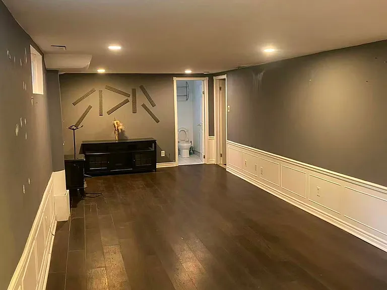 385 Beachwood Ave — Photo 16