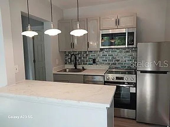 3rd image of 1919 W North A St #3