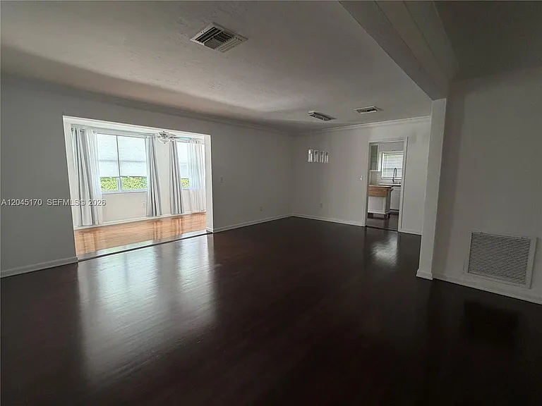 1420 Baracoa Ave — Photo 4