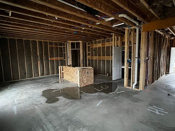 5th image of 10855 White Fern Way