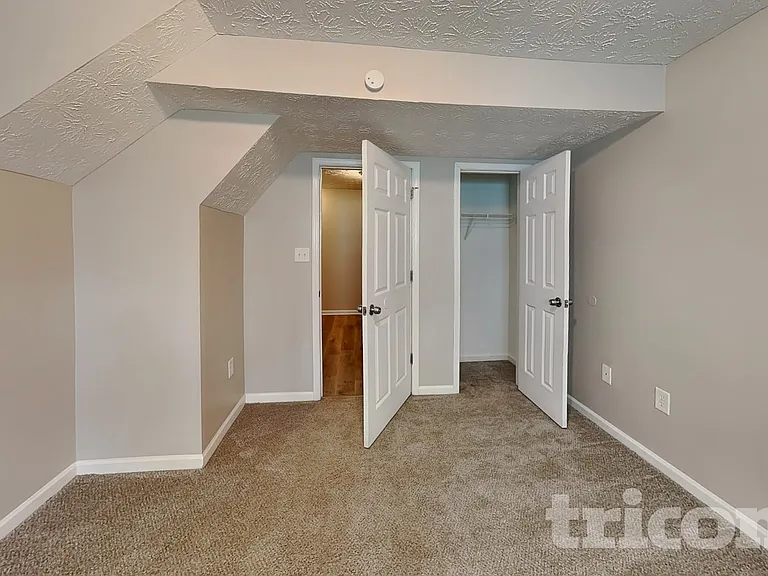 431 Bridgeport Pl — Photo 19
