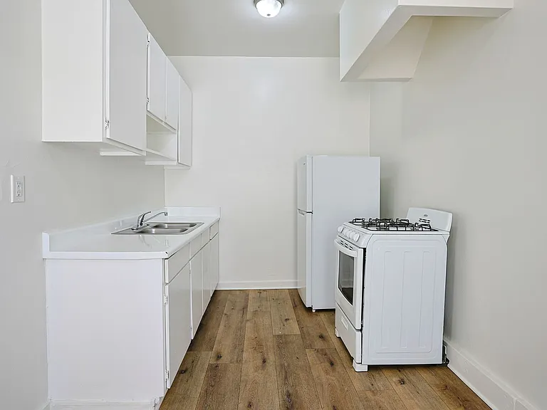 739 S Normandie Ave #107 — Photo 15