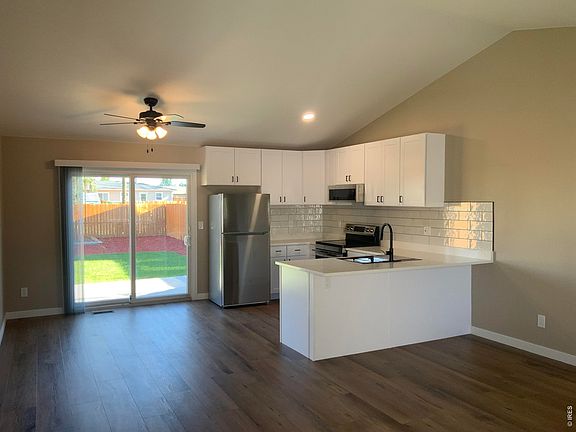 5th image of 3720 Wilson Ave