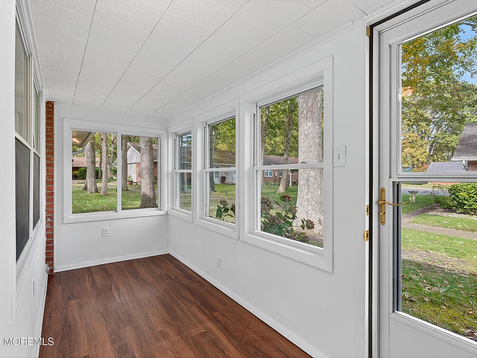 1st image of 72F Dorchester Drive