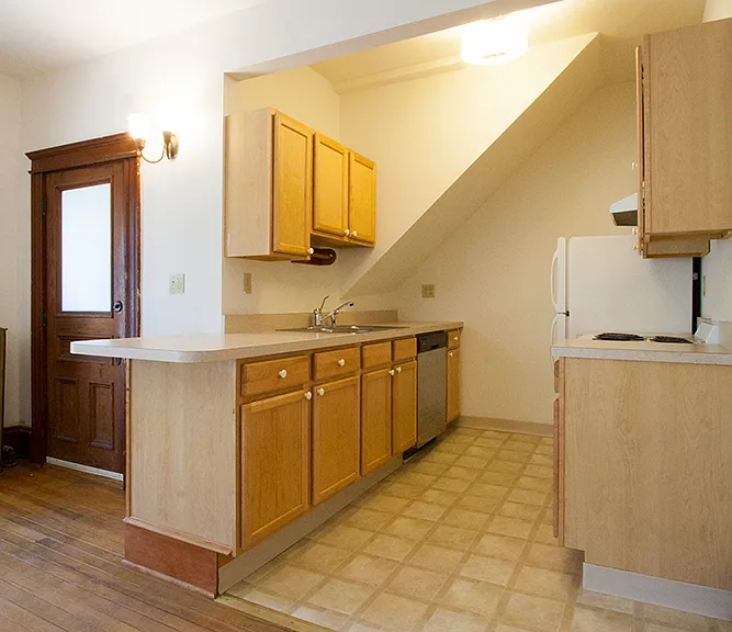 7 Fletcher Pl #1 — Photo 4