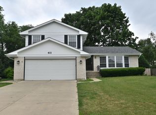 411 W Golf Rd, Libertyville, IL 60048