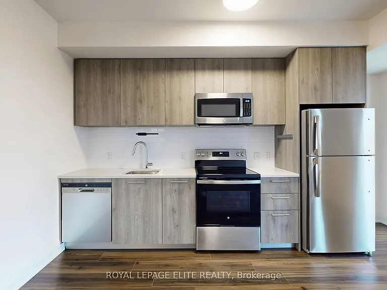 101 Cathedral High St S #313 — Photo 17