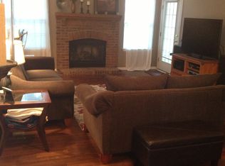 2153 Camden Ln, Hanover Park, IL 60133