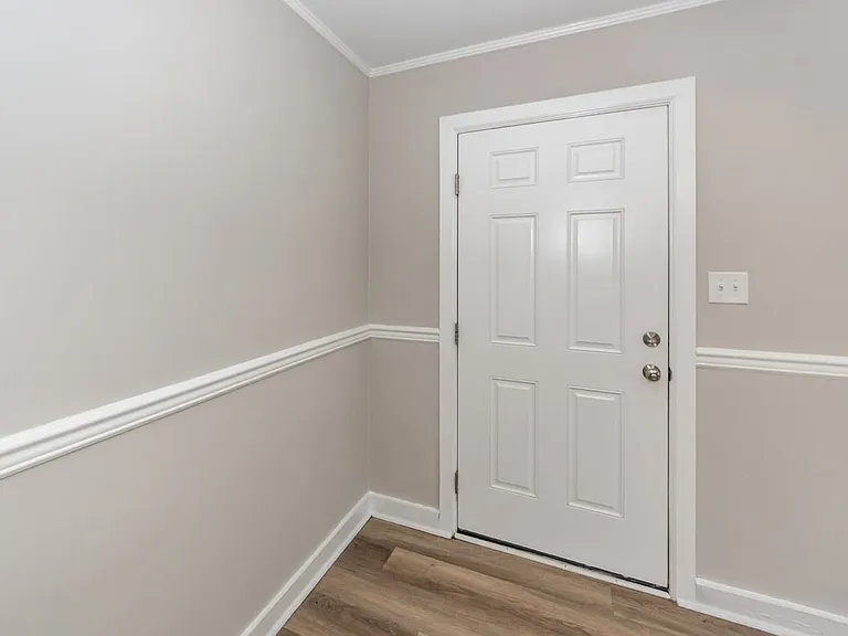 3860 Chestnut St — Photo 1
