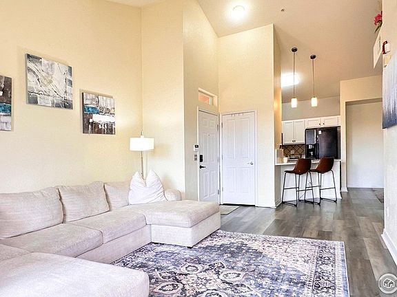 5th image of 804 Summer Hawk Dr #1205