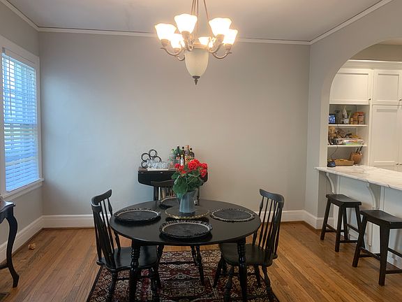 3rd image of 21C Audubon Pl #C