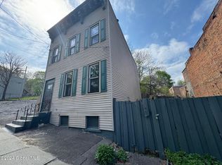 87 Elizabeth St, Albany, NY 12202