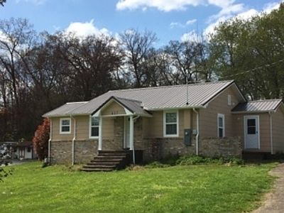2nd image of 417 Hickory Dr