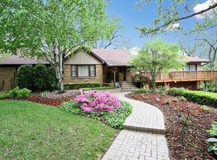 9150 S 84th Ct, Hickory Hills, IL