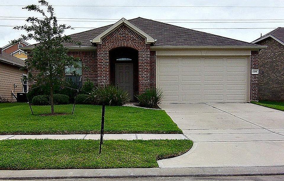 Beautiful 3 bedroom, 2 bathroom, 1 story home!