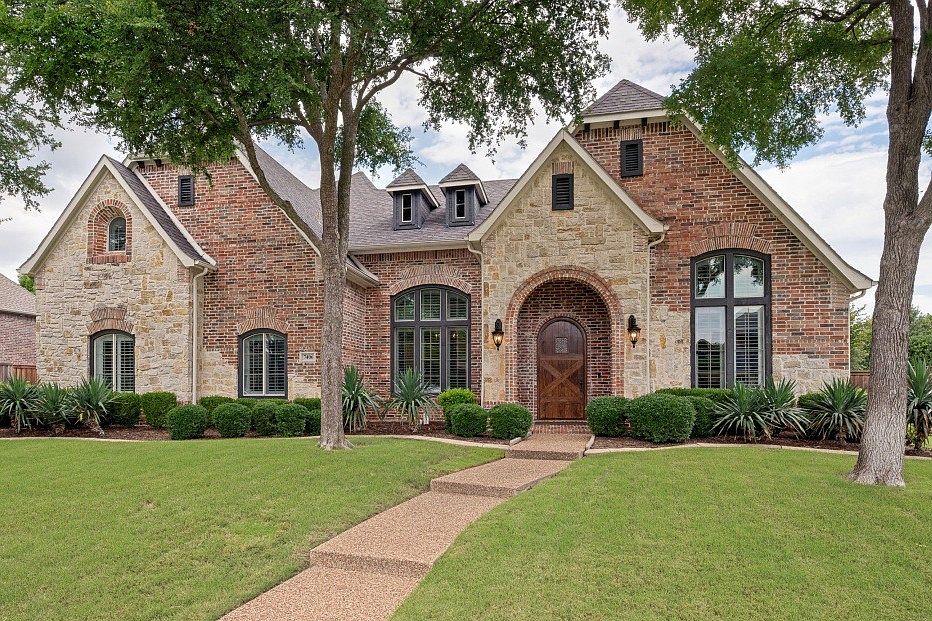 1st image of 7406 Waterfall Dr