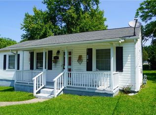 818 Carolina Ave, Thomasville, NC 27360
