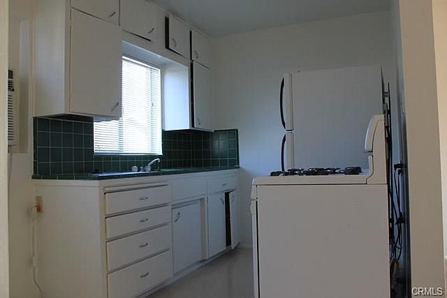 1st image of 10916 Evans St