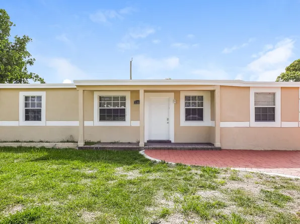5319 NE 17th Ave, Pompano Beach, FL 33064